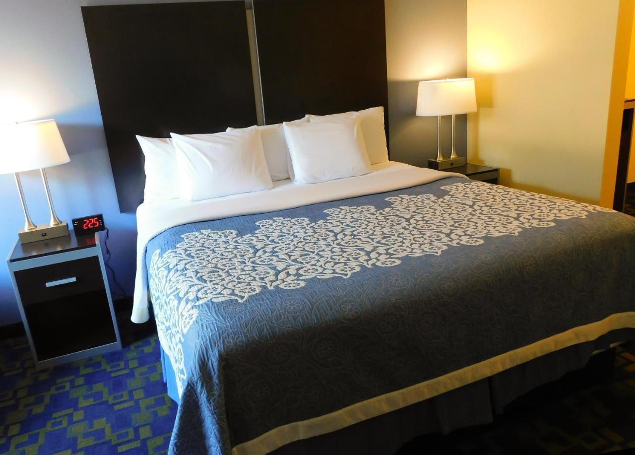 Days Inn & Suites By Wyndham Pocahontas Buitenkant foto